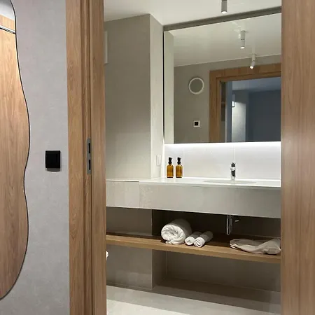 Апарт-отель Nickel & Wellnest Kolobrzeg -