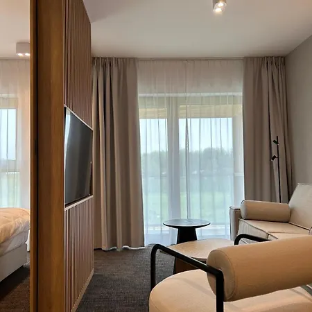 Nickel & Kolobrzeg - Grzybowo Hotel