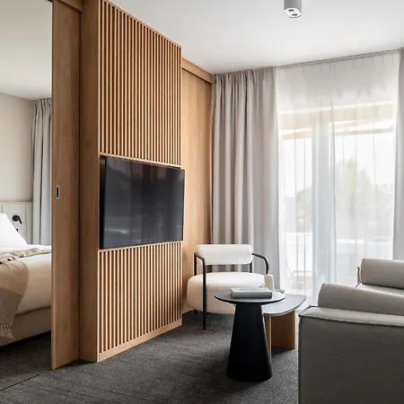 Апарт-отель Nickel & Wellnest Kolobrzeg - *